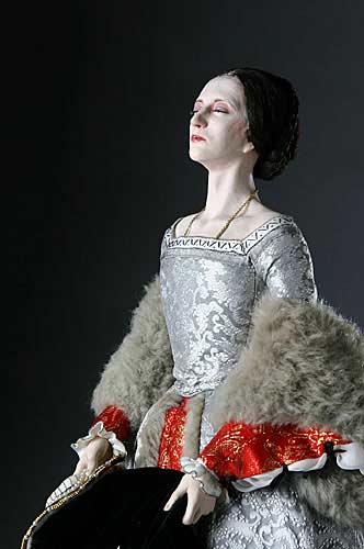 For a full length Portrait of Queen Anne Boleyn click here